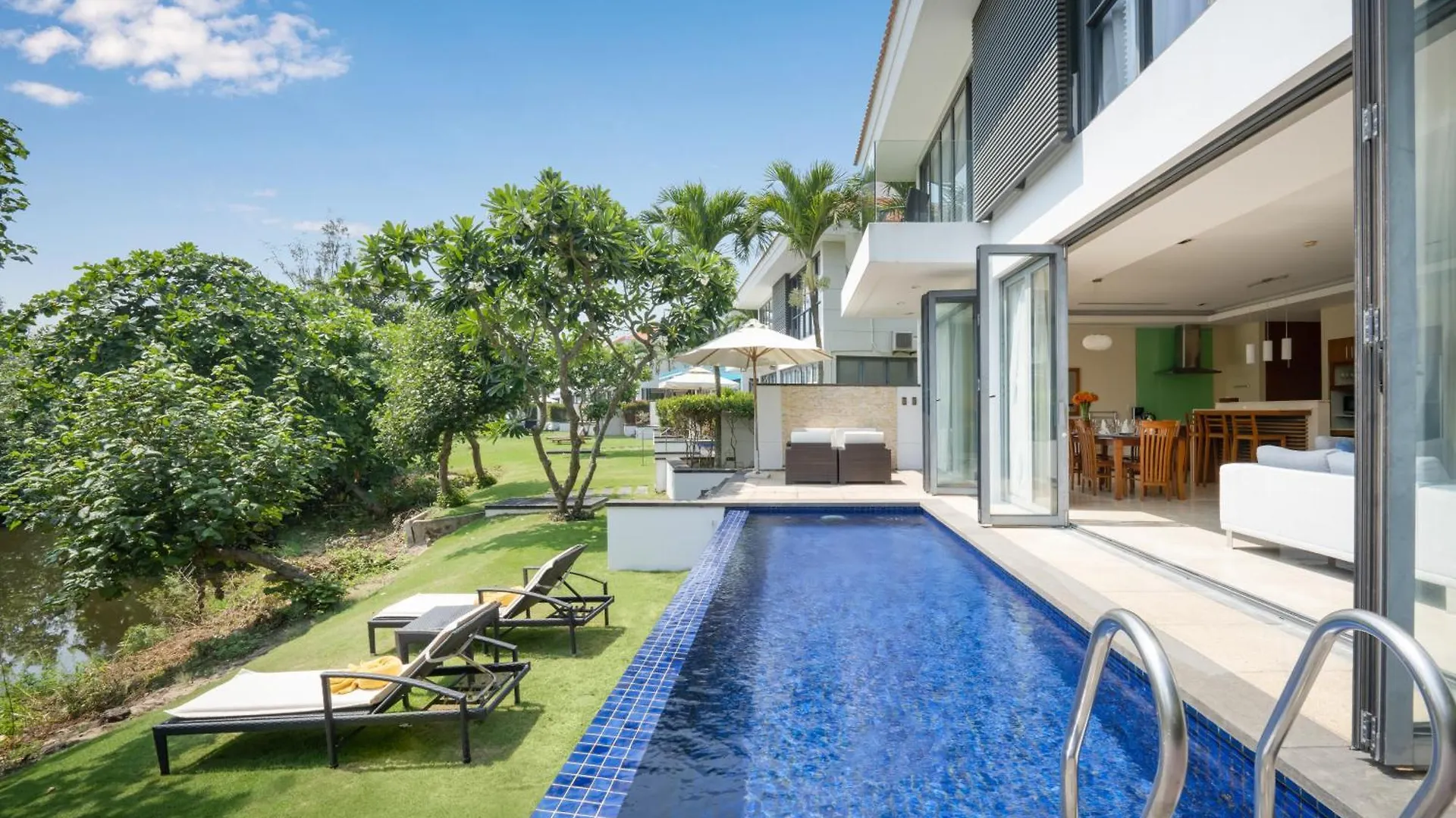 Danang Amazing Ocean Villas Vietnam
