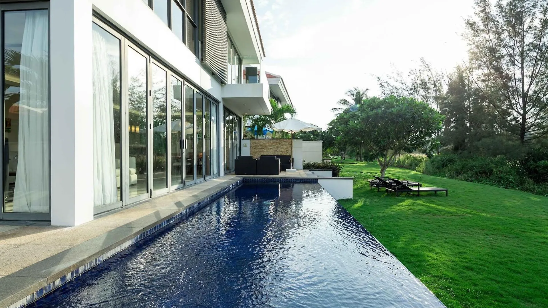 Danang Amazing Ocean Villas