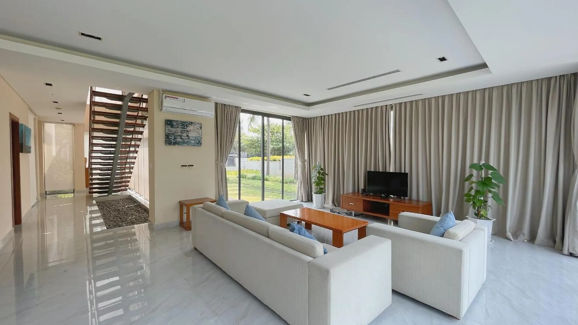 Danang Amazing Ocean Villas 0*, Da Nang Vietnam